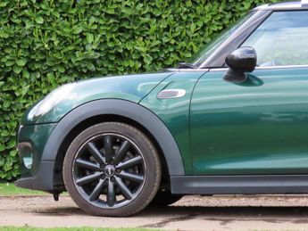 MINI Hatch 1.5 Cooper Hatchback 3dr Petrol Auto Euro 6 (s/s) (136 ps)