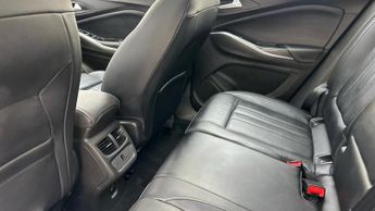 Vauxhall Grandland X 1.2 Turbo Elite Nav SUV 5dr Petrol Auto 8Spd Euro 6 (s/s) (130 p