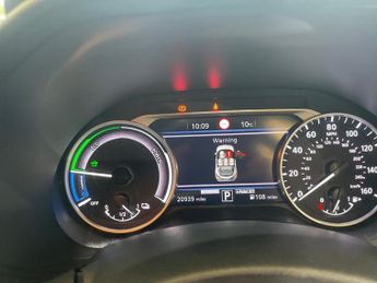 Nissan Juke 1.6 N-Connecta SUV 5dr Petrol Hybrid Auto Euro 6 (143 ps)