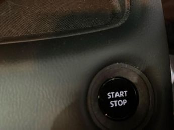 Nissan Juke 1.6 N-Connecta SUV 5dr Petrol Hybrid Auto Euro 6 (143 ps)