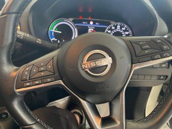 Nissan Juke 1.6 N-Connecta SUV 5dr Petrol Hybrid Auto Euro 6 (143 ps)