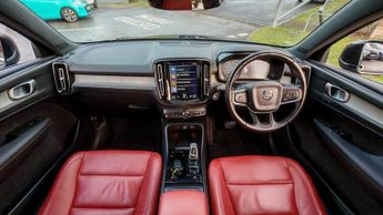 Volvo XC40 2.0 D3 Inscription SUV 5dr Diesel Auto AWD Euro 6 (s/s) (150 ps)