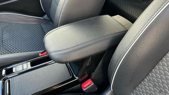Kia Ceed 1.5 T-GDi 3 Hatchback 5dr Petrol DCT Euro 6 (s/s) (158 bhp)