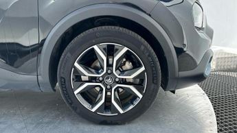 Citroen e-C4 50kWh Shine Plus Hatchback 5dr Electric Auto (7.4kW Charger) (13