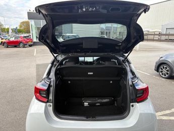 Toyota Yaris 1.5 VVT-h GR SPORT Hatchback 5dr Petrol Hybrid E-CVT Euro 6 (s/s