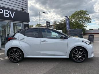 Toyota Yaris 1.5 VVT-h GR SPORT Hatchback 5dr Petrol Hybrid E-CVT Euro 6 (s/s