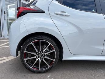 Toyota Yaris 1.5 VVT-h GR SPORT Hatchback 5dr Petrol Hybrid E-CVT Euro 6 (s/s