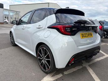 Toyota Yaris 1.5 VVT-h GR SPORT Hatchback 5dr Petrol Hybrid E-CVT Euro 6 (s/s