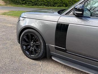Land Rover Range Rover 3.0 SD V6 Autobiography Auto 4WD Euro 6 (s/s) 5dr