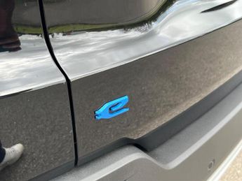 Jeep Avenger 54kWh e-Summit Auto 5dr