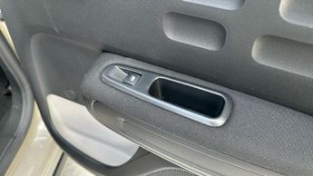 Citroen C3 1.2 PureTech PLUS Hatchback 5dr Petrol EAT6 Euro 6 (s/s) (110 ps