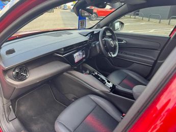 Alfa Romeo Junior 54kWh Elettrica Speciale Auto 5dr