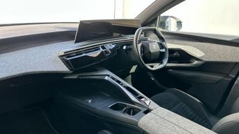 Peugeot E-3008 73kWh GT SUV 5dr Electric Auto (210 ps)