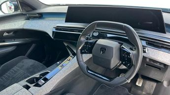 Peugeot E-3008 73kWh GT SUV 5dr Electric Auto (210 ps)