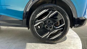 Peugeot E-3008 73kWh GT SUV 5dr Electric Auto (210 ps)