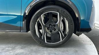 Peugeot E-3008 73kWh GT SUV 5dr Electric Auto (210 ps)