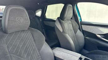 Peugeot E-3008 73kWh GT SUV 5dr Electric Auto (210 ps)