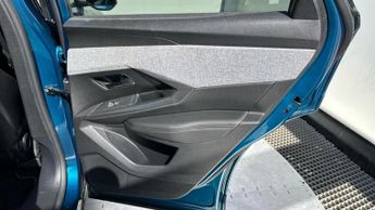 Peugeot E-3008 73kWh GT SUV 5dr Electric Auto (210 ps)