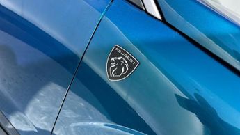 Peugeot E-3008 73kWh GT SUV 5dr Electric Auto (210 ps)