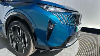 Peugeot E-3008 73kWh GT SUV 5dr Electric Auto (210 ps)