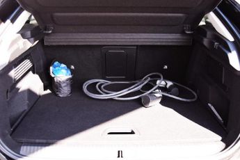 Citroen e-C4 50kWh Shine Plus Hatchback 5dr Electric Auto (7.4kW Charger) (13