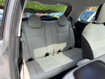 Fiat 500e 42kWh La Prima Hatchback 3dr Electric Auto (118 ps)