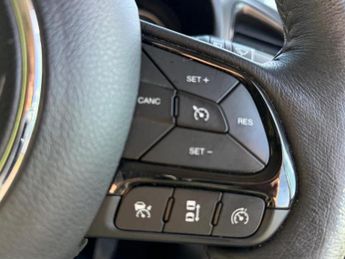 Jeep Renegade 1.5 T4 e-Hybrid MHEV S DCT Euro 6 (s/s) 5dr