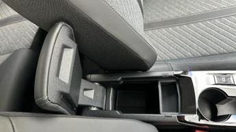 Peugeot E-208 50kWh Allure Hatchback 5dr Electric Auto (7.4kW Charger) (136 ps