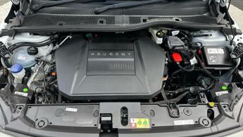 Peugeot E-208 50kWh GT Line Hatchback 5dr Electric Auto (136 ps)