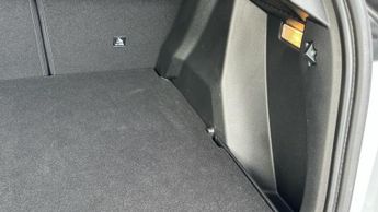 Peugeot E-2008 50kWh GT SUV 5dr Electric Auto (7kW Charger) (136 ps)