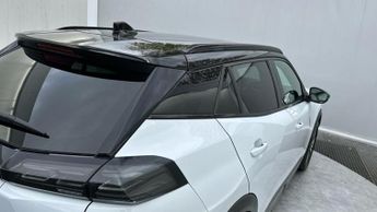 Peugeot E-2008 50kWh GT SUV 5dr Electric Auto (7kW Charger) (136 ps)