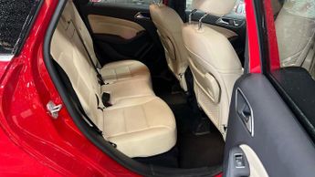 Mercedes-Benz B Class 1.6 B200 Sport (Premium Plus) MPV 5dr Petrol 7G-DCT Euro 6 (s/s)