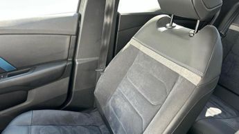 Citroen e-C4 X 50kWh Shine Plus Fastback 4dr Electric Auto (7.4kW Charger) (136