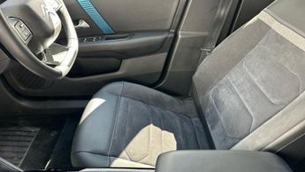 Citroen e-C4 X 50kWh Shine Plus Fastback 4dr Electric Auto (7.4kW Charger) (136