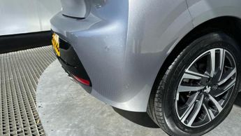 Peugeot 208 1.2 PureTech Allure Premium + Hatchback 5dr Petrol EAT Euro 6 (s