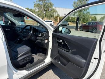 Kia Niro 1.6 GDi 3