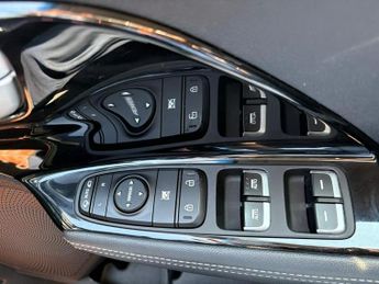 Kia Niro 1.6 GDi 3