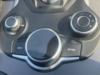 Alfa Romeo Giulia 2.0T Super Auto Euro 6 (s/s) 4dr