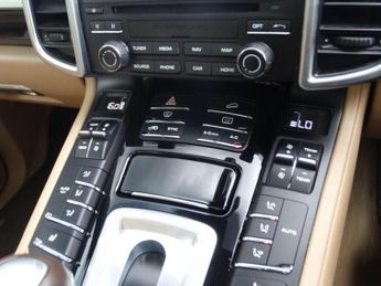 Porsche Cayenne 3.0 TD V6 Platinum Edition TiptronicS 4WD Euro 6 (s/s) 5dr