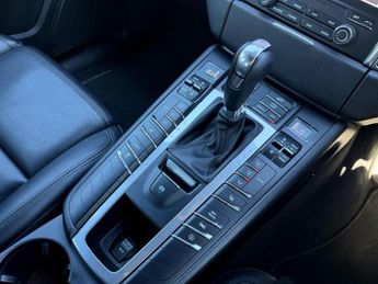 Porsche Macan 2.0T PDK 4WD Euro 6 (s/s) 5dr