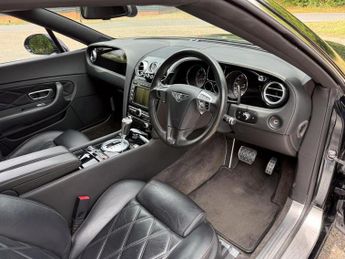 Bentley Continental 6.0 W12 GTC Speed Auto 4WD Euro 4 2dr