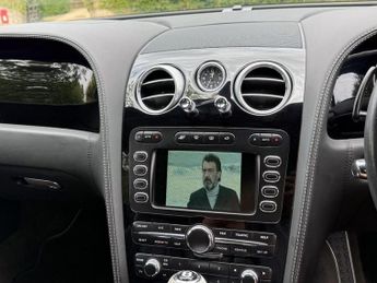 Bentley Continental 6.0 W12 GTC Speed Auto 4WD Euro 4 2dr
