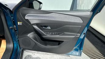 Peugeot E-308 54kWh Allure Hatchback 5dr Electric Auto (156 ps)