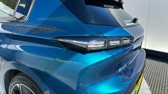 Peugeot E-308 54kWh Allure Hatchback 5dr Electric Auto (156 ps)