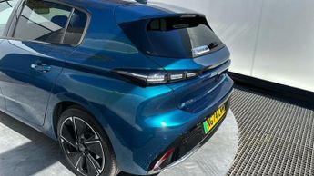 Peugeot E-308 54kWh Allure Hatchback 5dr Electric Auto (156 ps)