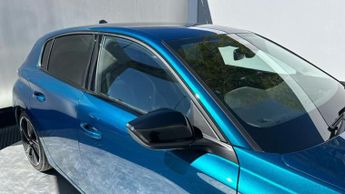 Peugeot E-308 54kWh Allure Hatchback 5dr Electric Auto (156 ps)