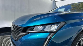 Peugeot E-308 54kWh Allure Hatchback 5dr Electric Auto (156 ps)