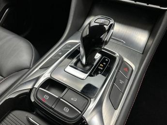 MG HS 1.5 T-GDI Trophy 5dr DCT