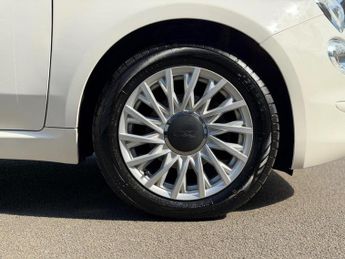 Fiat 500 1.2 Lounge Hatchback 3dr Petrol Dualogic Euro 6 (s/s) (69 bhp)