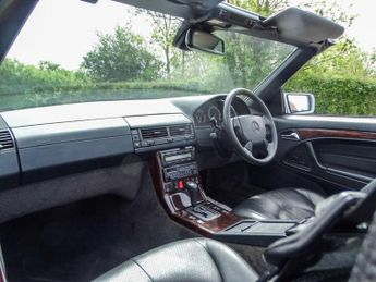 Mercedes-Benz SL 3.2 SL320 2dr
